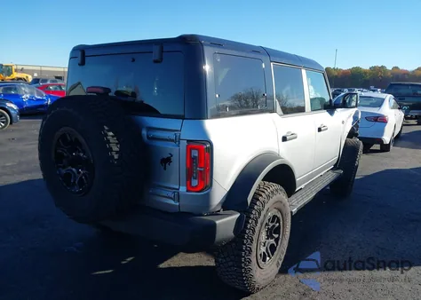 2024 Ford Bronco Wildtrak z USA, uszkodzony, nr VIN 1FMEE2BP5RLA94719